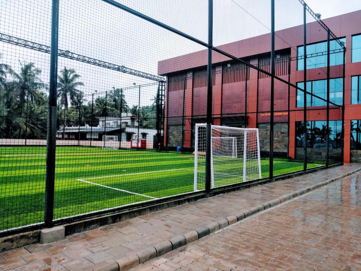 Hotel Cap Sports Center à Nīleshwar Extérieur photo